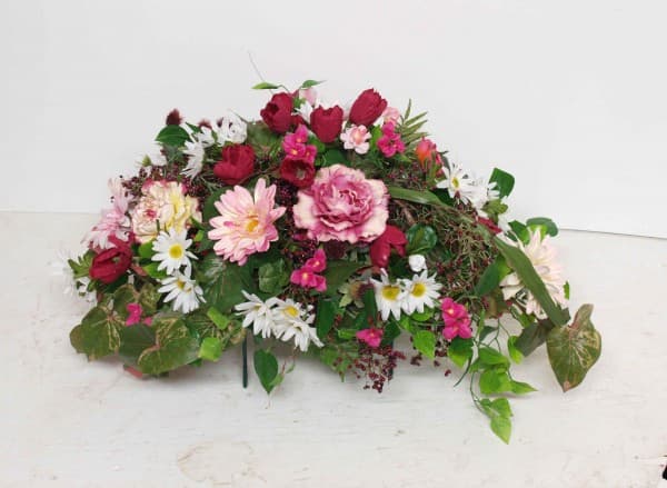 Le coussin touche de délicatesse (Fleurs Artificielles)